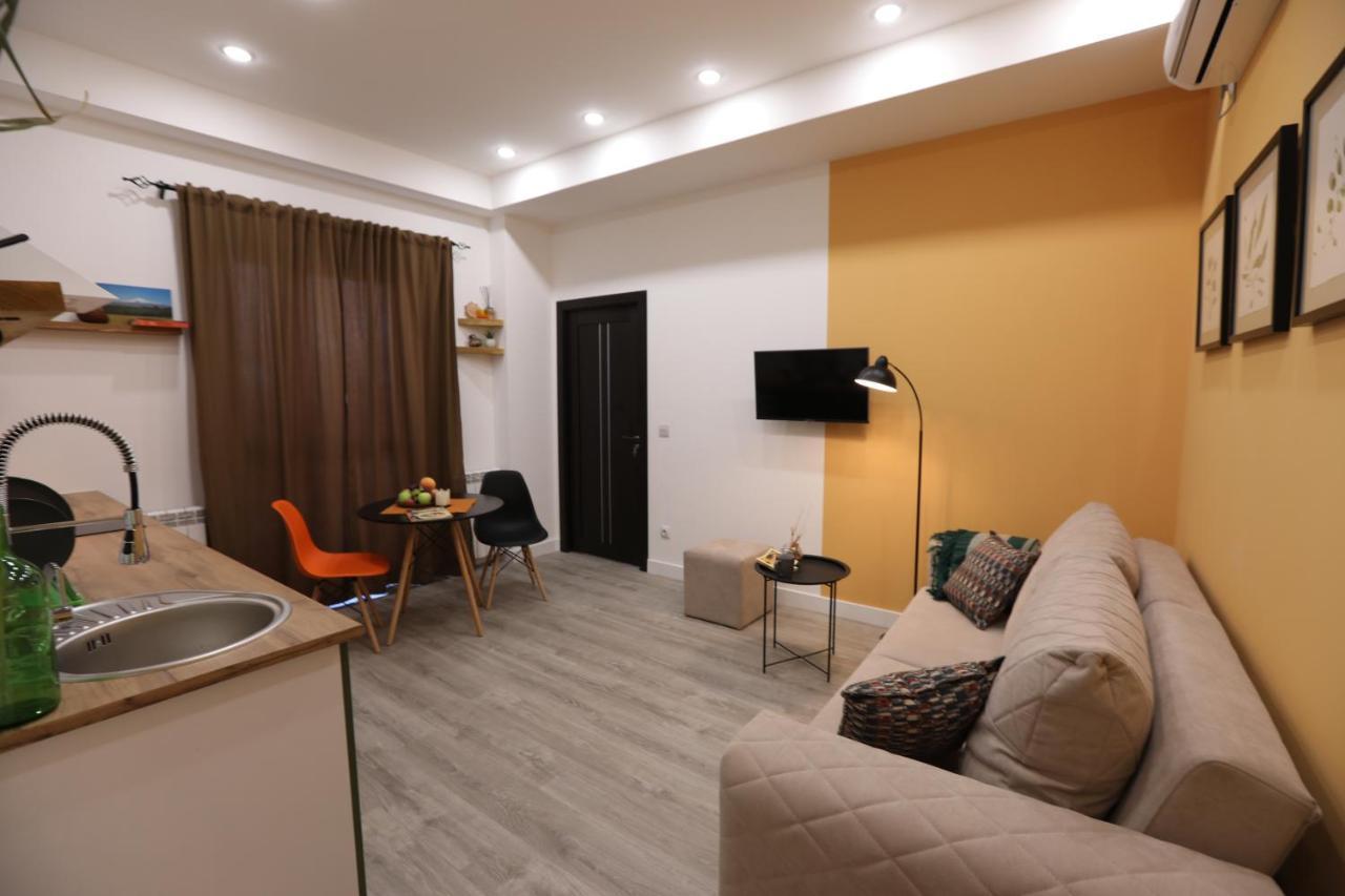 Hotelise I Tulip Apartment 예레반 외부 사진