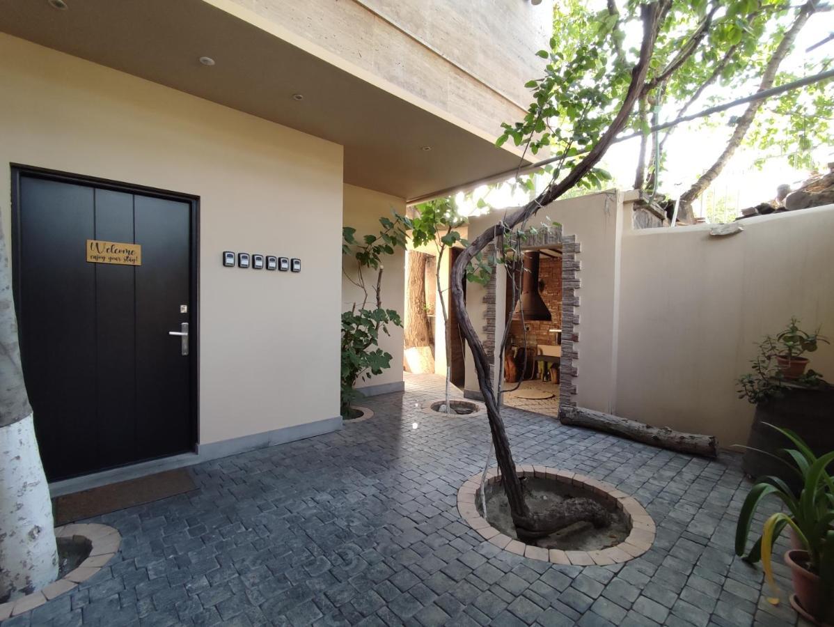Hotelise I Tulip Apartment 예레반 외부 사진